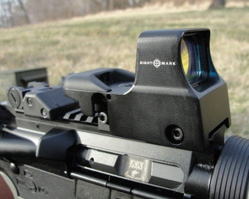 a picture of the Sightmark Ultra Shot mounted on an AR-15