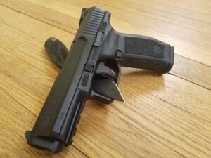 Canik TP9SF: The Best Budget Service Pistol? - Gun News Daily