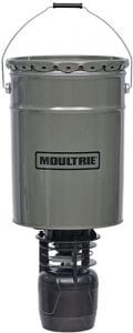 Moultrie Pro Hunter II Hanging Feeder displays an appreciation for portability with its small package and it is super-simple to use