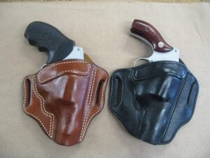 The Azula Leather 2 Slot Molded Pancake Belt Holster for Smith & Wesson 686 has a tall rise on the inside of the holster to give the wearer extra comfort.