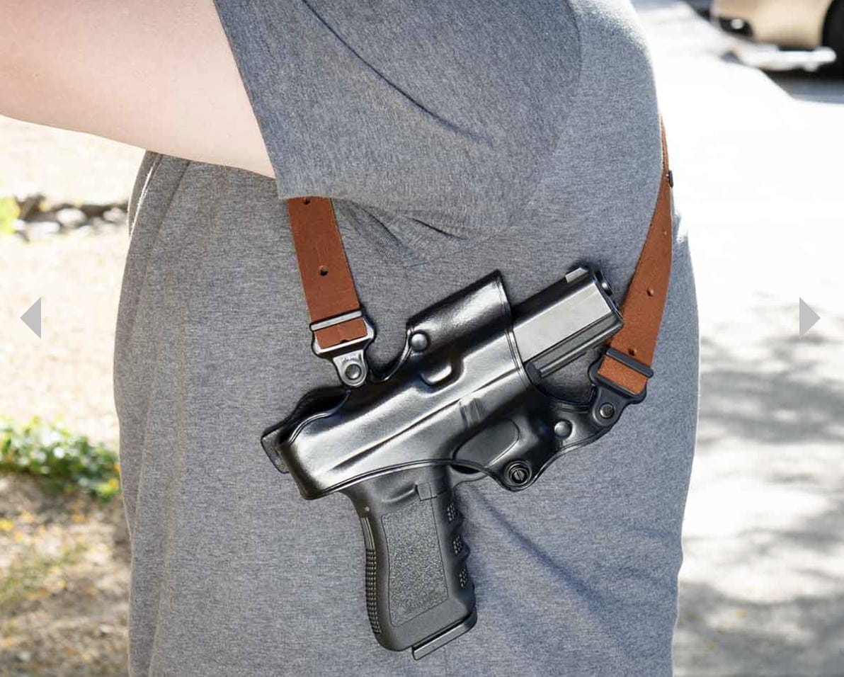 Best Shoulder Holsters – Our Complete Review